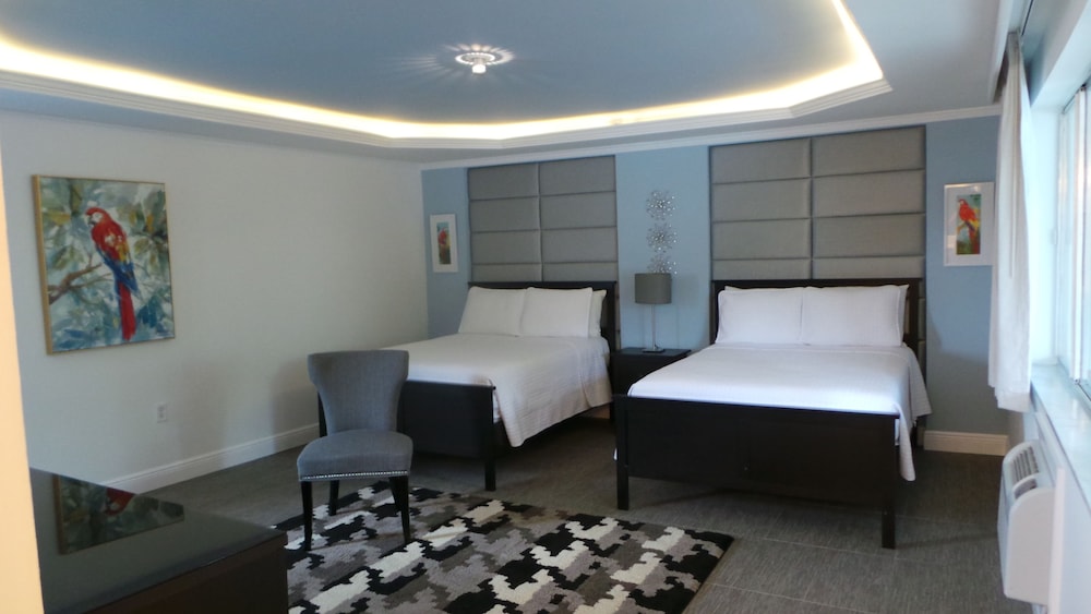 Standard Room, 2 Queen Beds photo 1