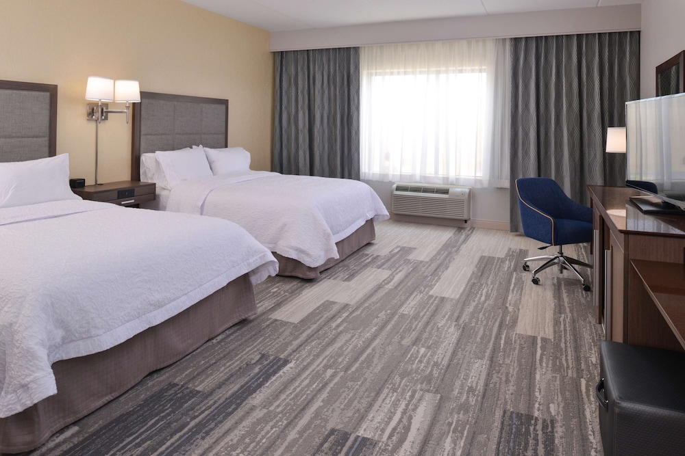 Room, 2 Queen Beds, Accessible, Non Smoking - Photo 2