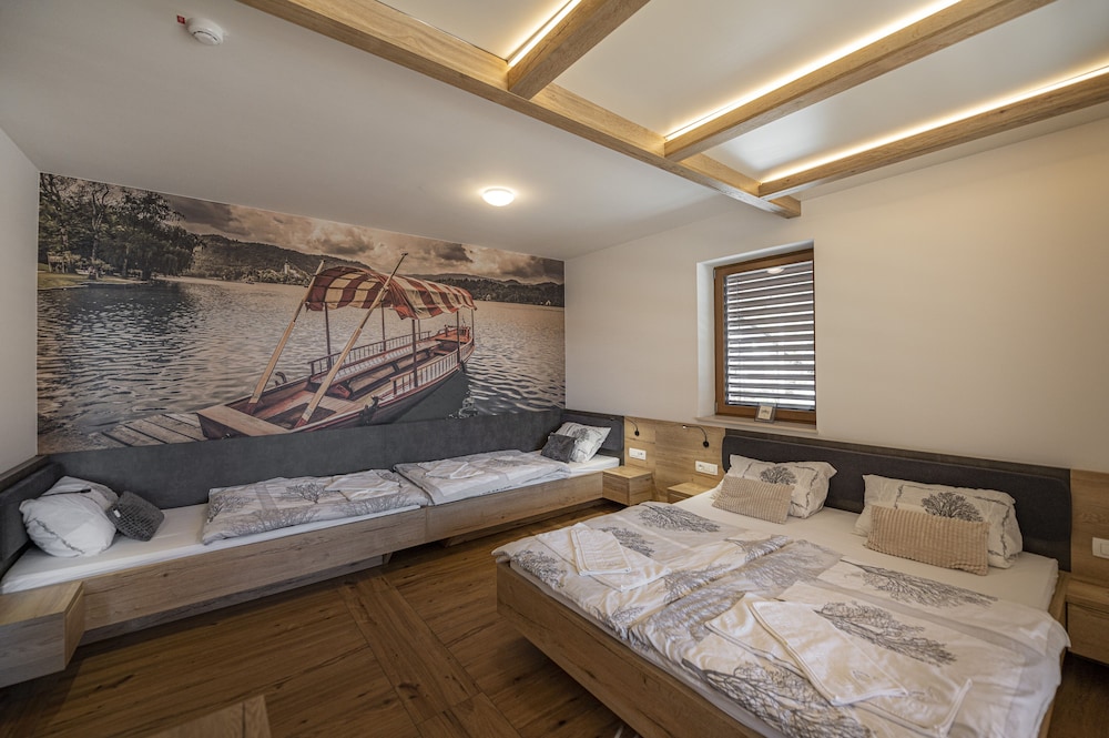 City Double Room photo 3