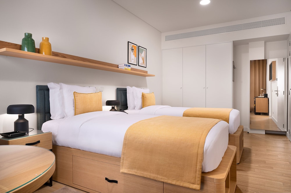 Standard Double or Twin Room - Photo 3
