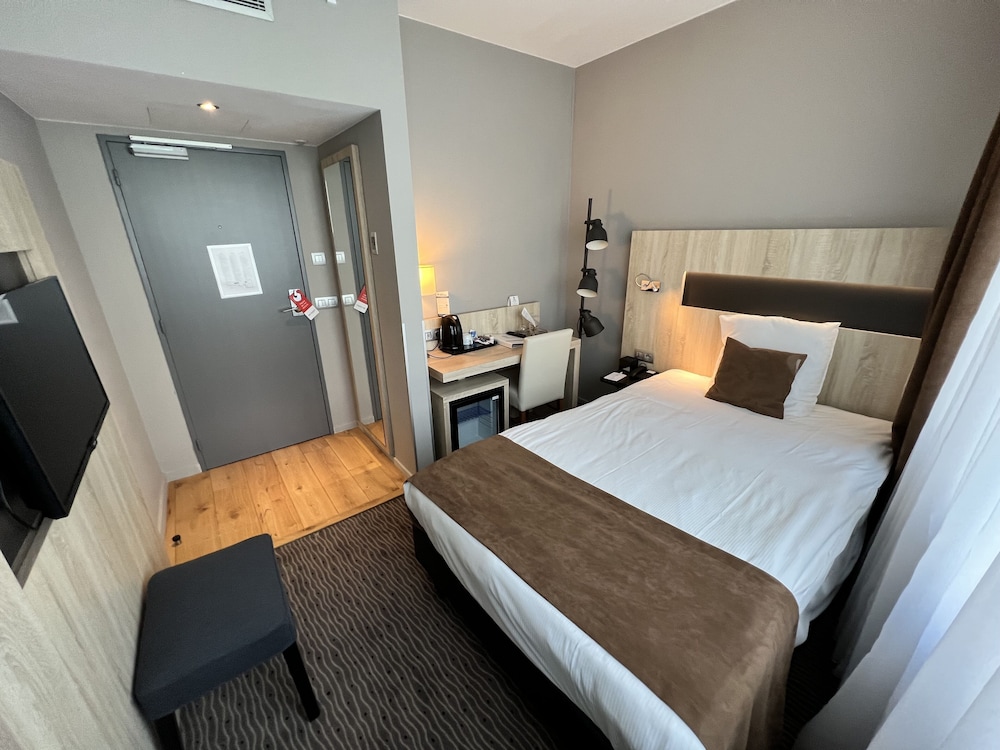 Standard Room, 1 Twin Bed, Non Smoking - Photo 20