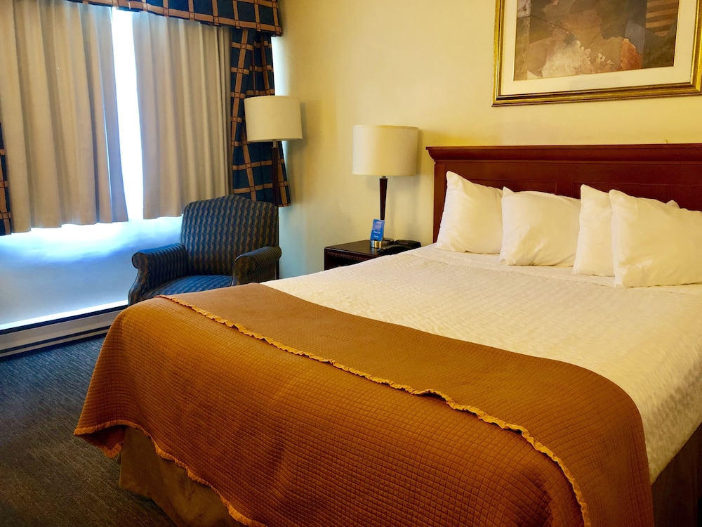 Standard Room, 1 Queen Bed - Photo 2