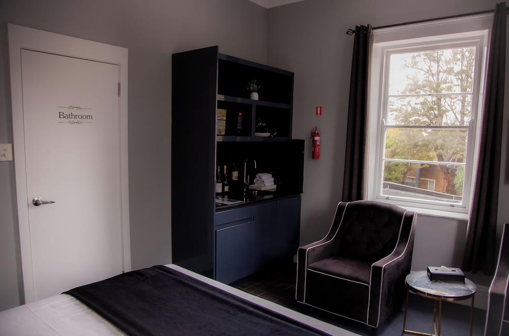 Designer Double Studio with Ensuite Bathroom