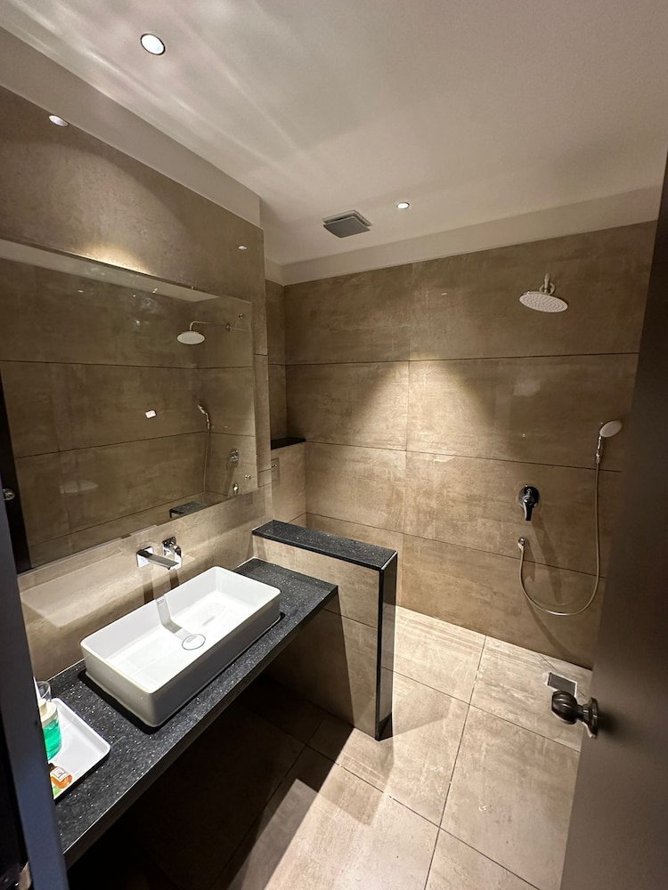 Luxury Triple Room photo 2
