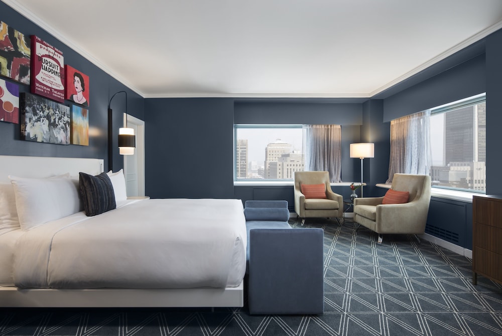 Suite, 1 King Bed (Westmount Hampstead)