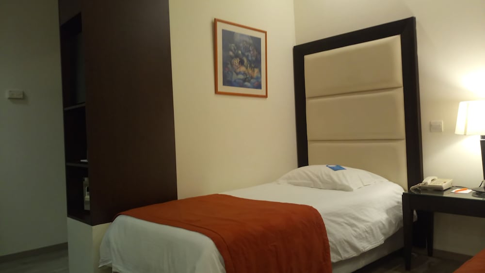 Executive Single Room