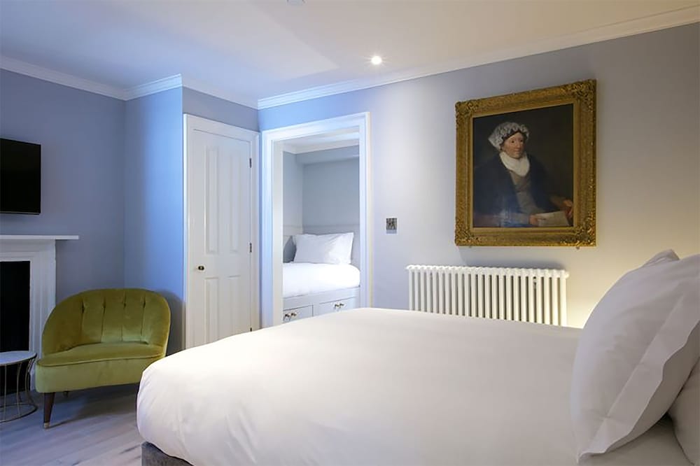 Family Triple Room, Multiple Beds, Non Smoking (first floor) photo 2