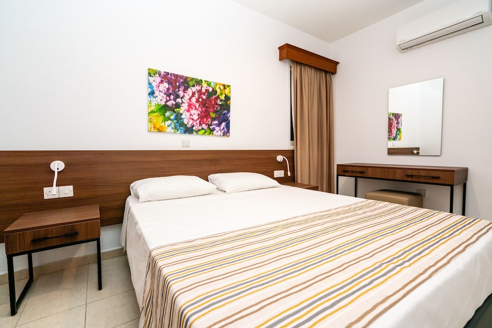 Superior Villa, 3 Bedrooms, Partial Sea View