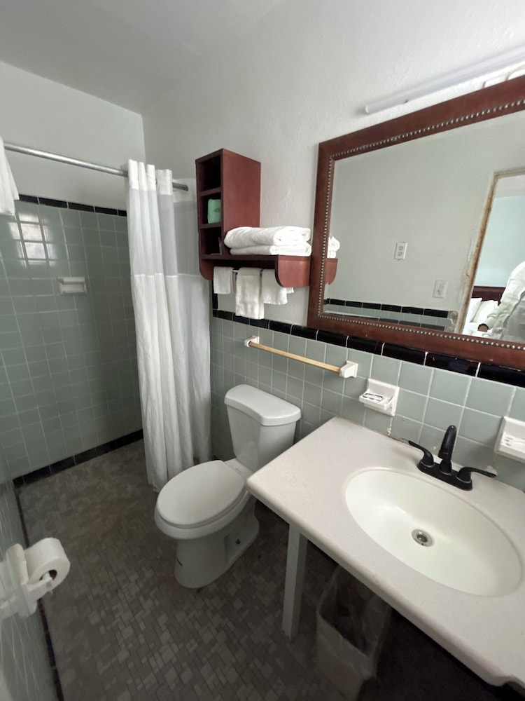 City Studio, 1 Bedroom, Ground Floor photo 2