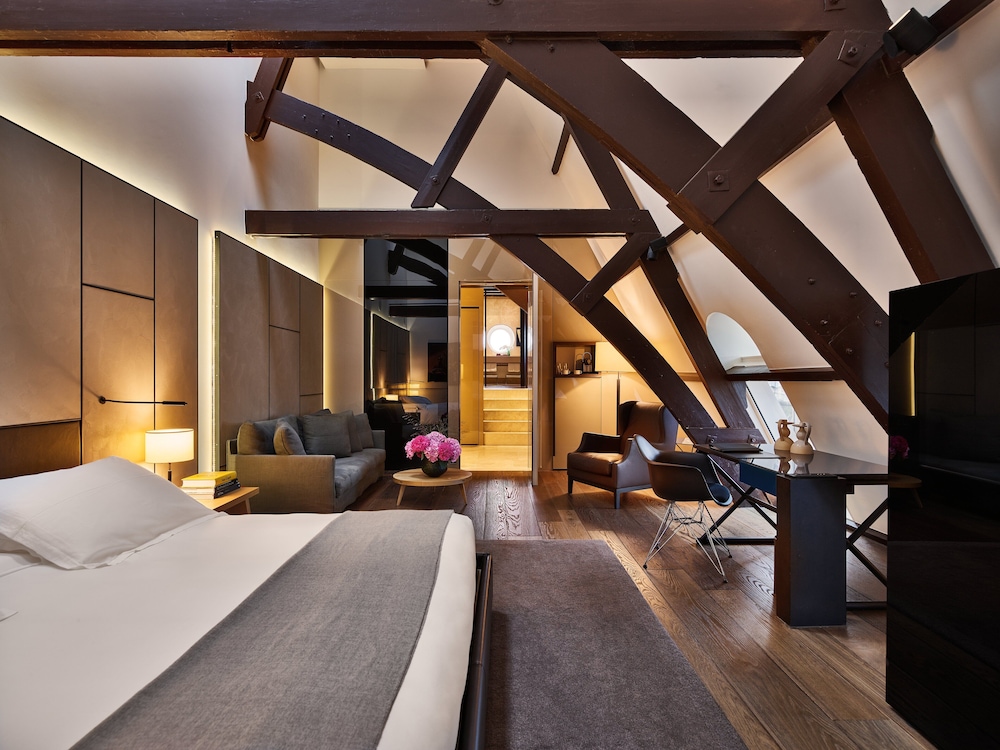 Rooftop Suite photo 1