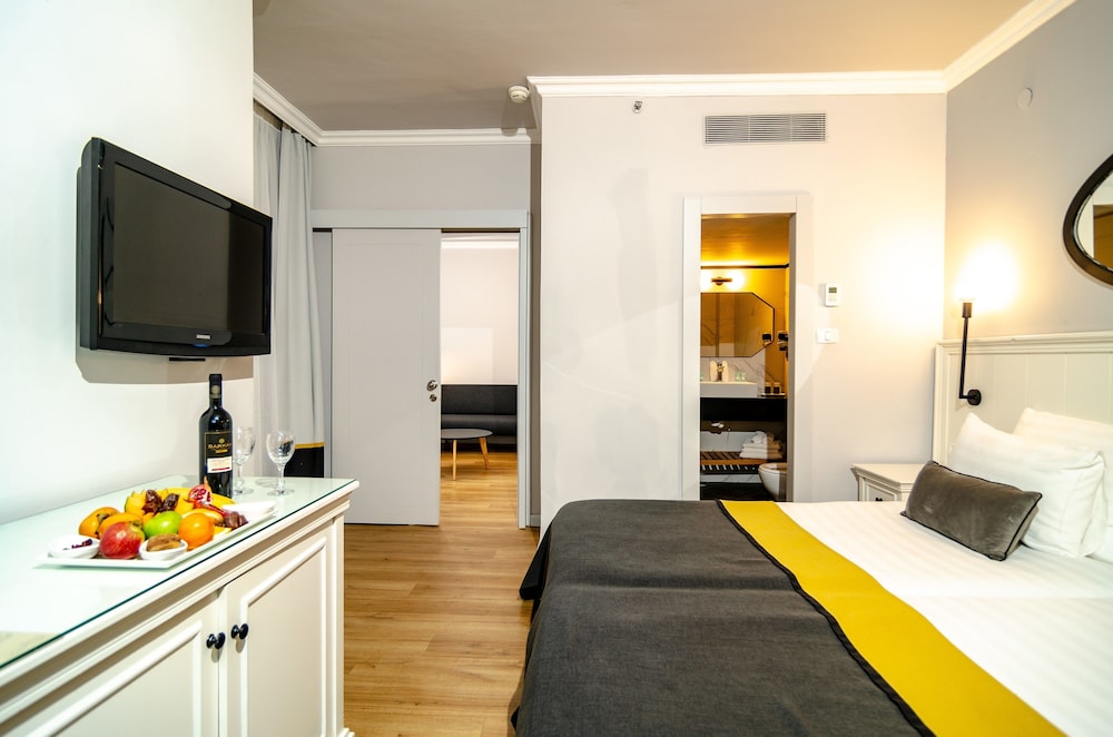 Royal Double Room, 2 Bedrooms (Family) photo 1
