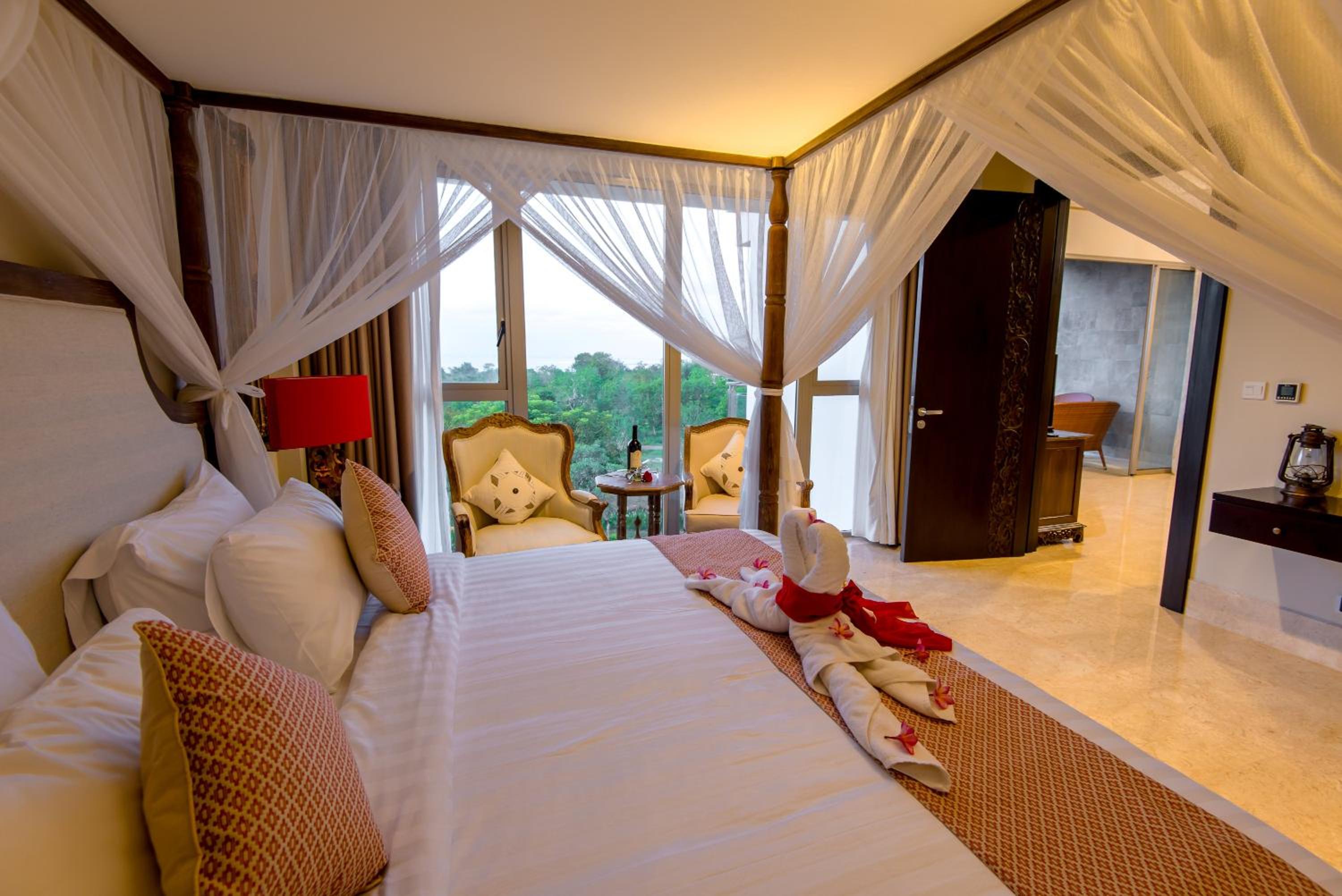One-Bedroom Apartment With View photo 2