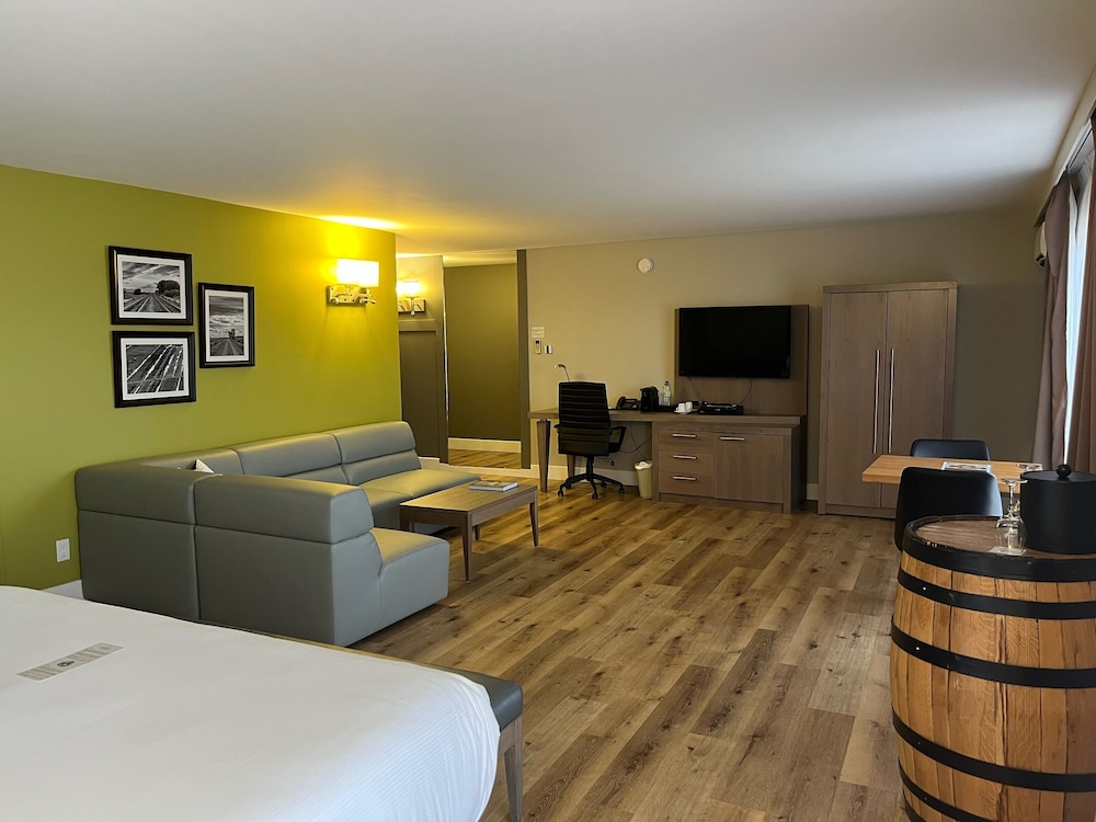 Signature Room, 1 King Bed (Rive Gauche Plus)