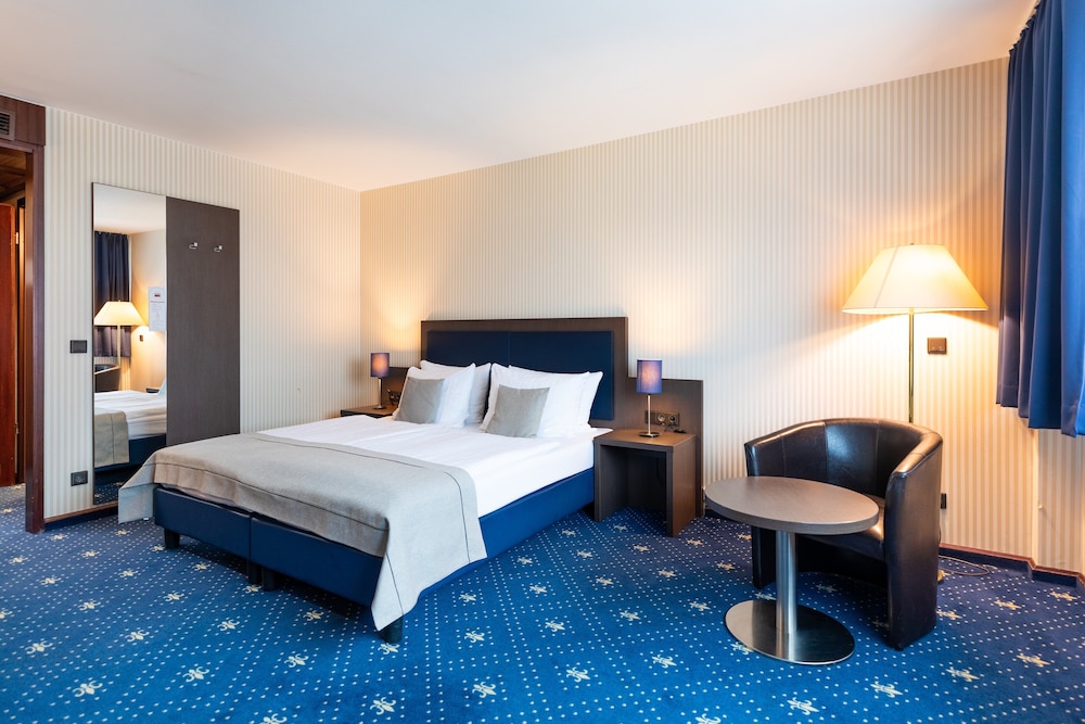 Standard Double Or Twin Room - Photo 3