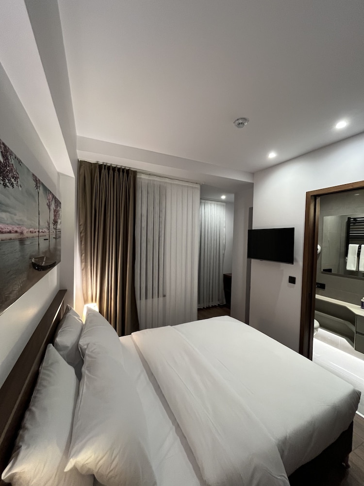 Comfort Quadruple Room photo 2