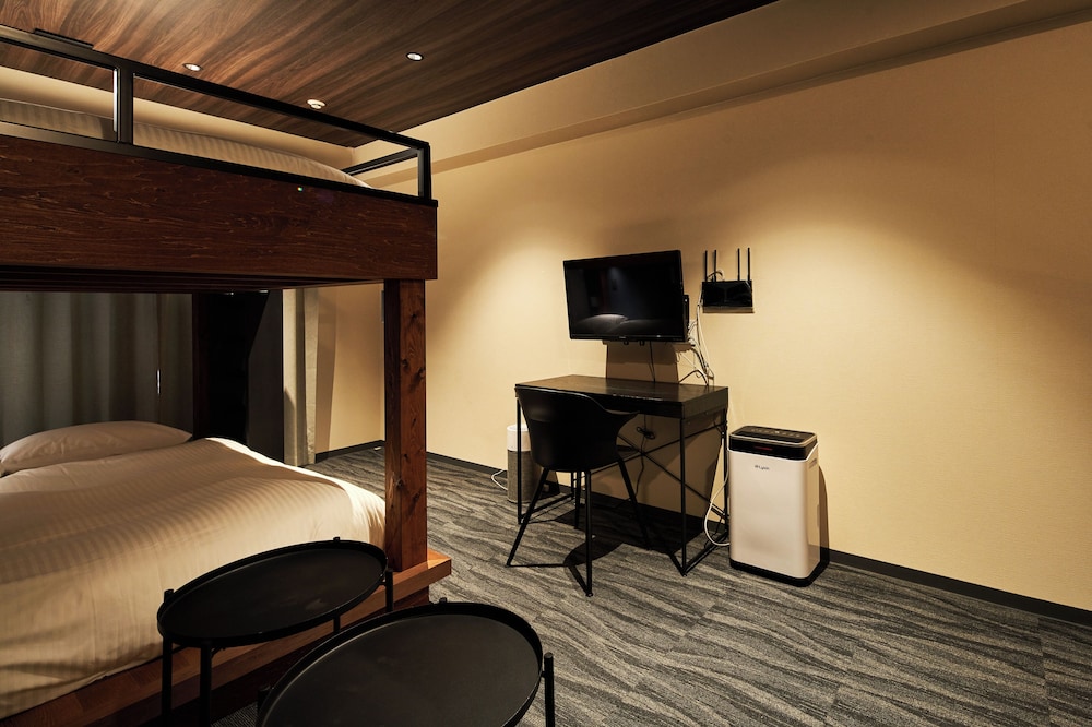 Superior Room, Non Smoking (with Car Rental) - Photo 12