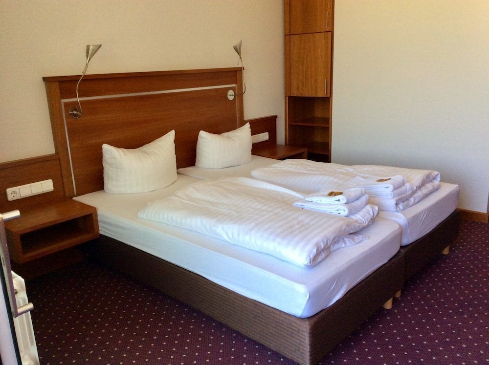 HOTEL IM PARK