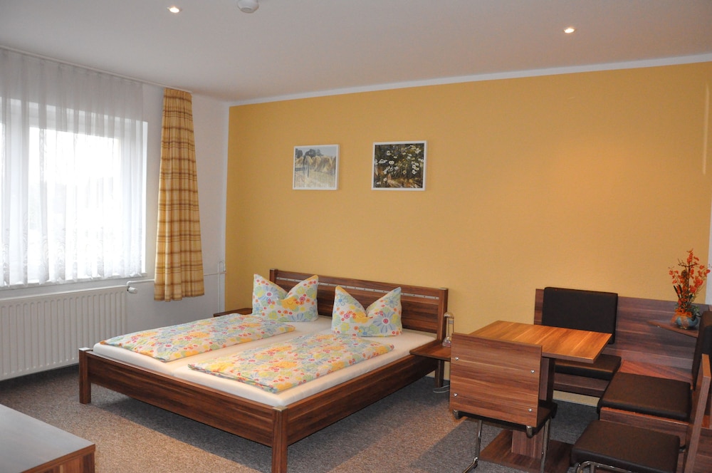 Basic Condo, 2 Bedrooms, Non Smoking photo 1