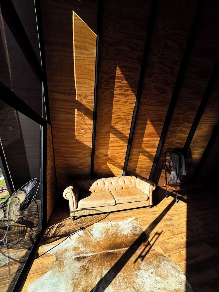 Cabin (Monto) photo 3