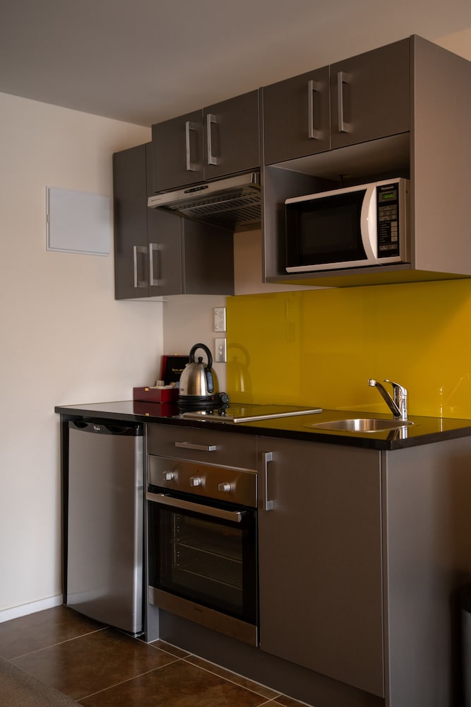 Executive Business Suite - Photo 10