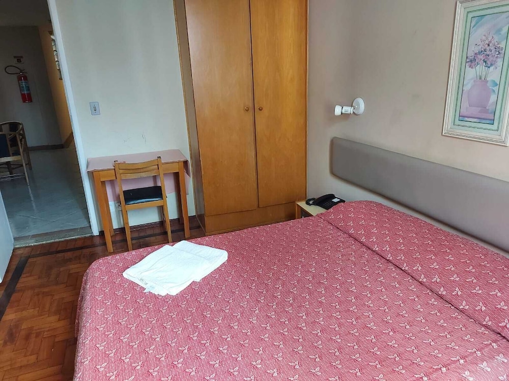 Standard Double Room - Photo 2