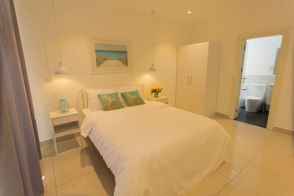 Exclusive Apartment, 1 Bedroom - Photo 3