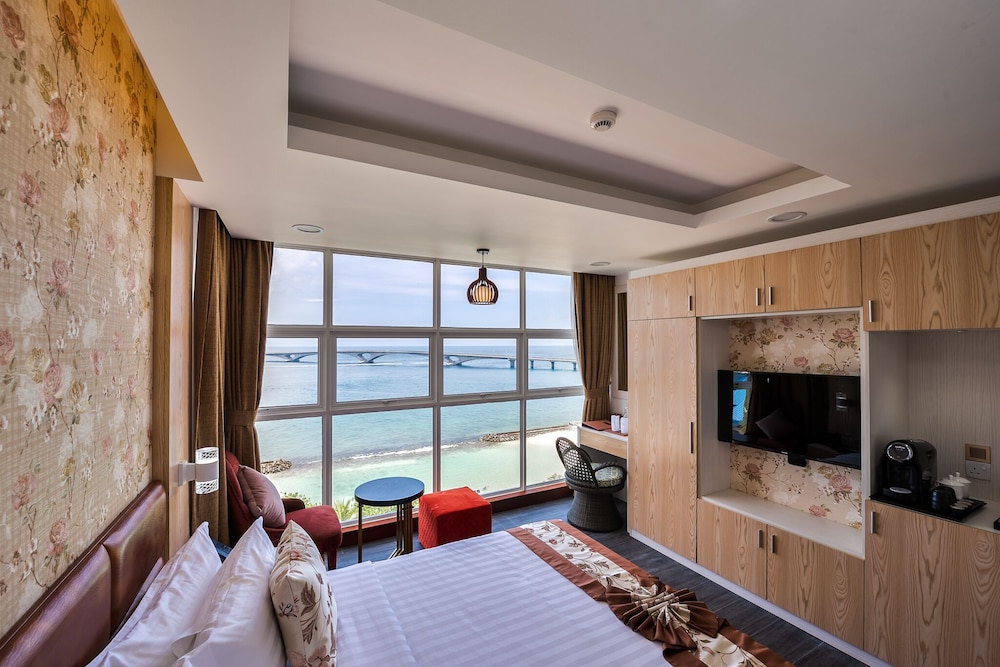 Deluxe Double Room photo 2