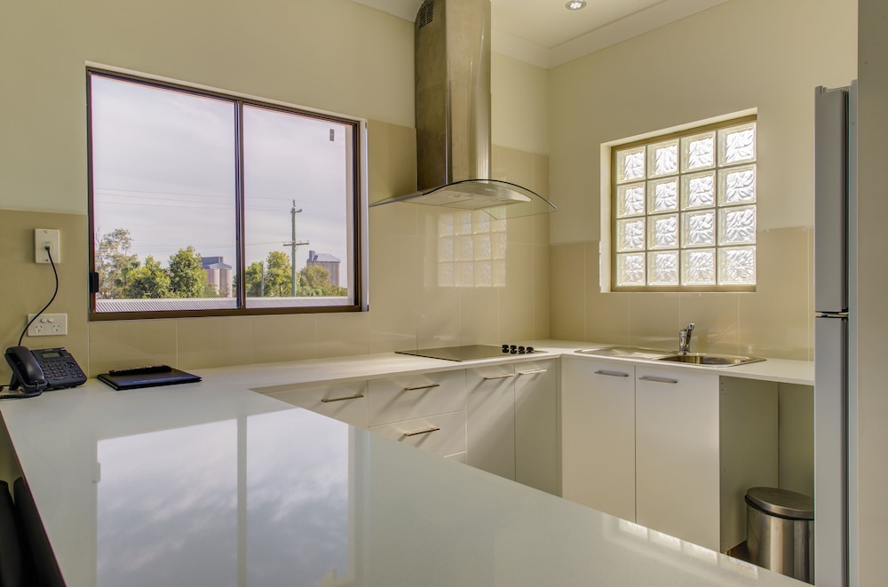 Self Contained Apartment photo 3