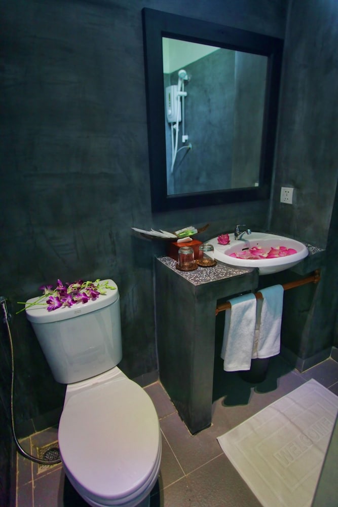Deluxe Double Room, 1 King Bed photo 2