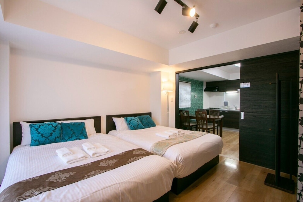 Comfort Room, Multiple Beds, Kitchen photo 1