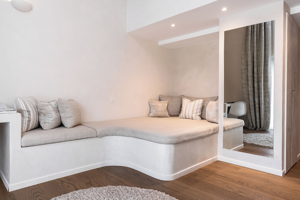 Luxury Room Luxury Room