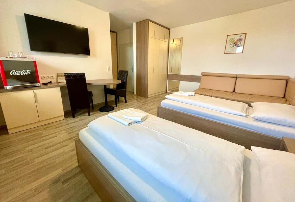 Comfort Twin Room photo 2