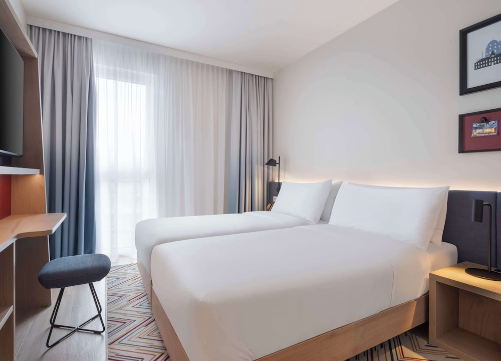 Superior Room, 1 King Bed