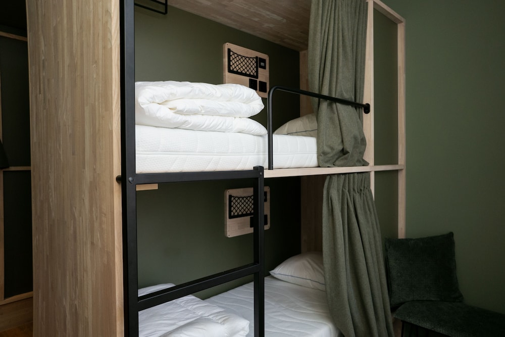 Deluxe Room, Multiple Beds, Non Smoking photo 1