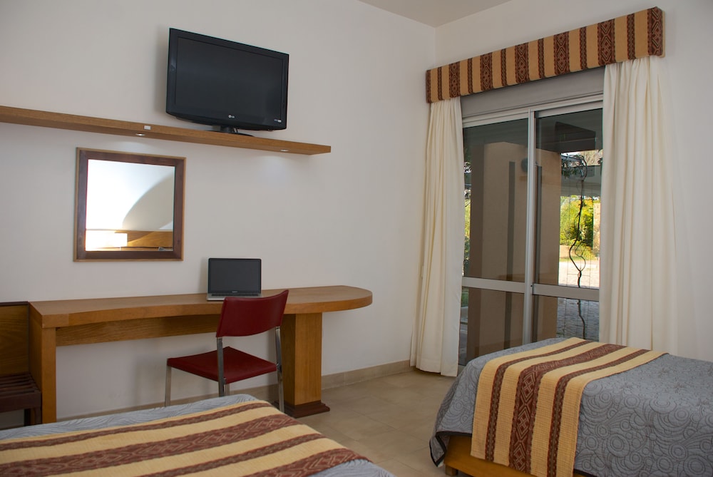 Executive Twin Room, 2 Twin Beds, Non Smoking photo 2