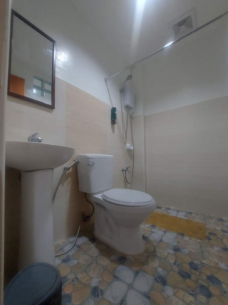 Standard Room photo 2