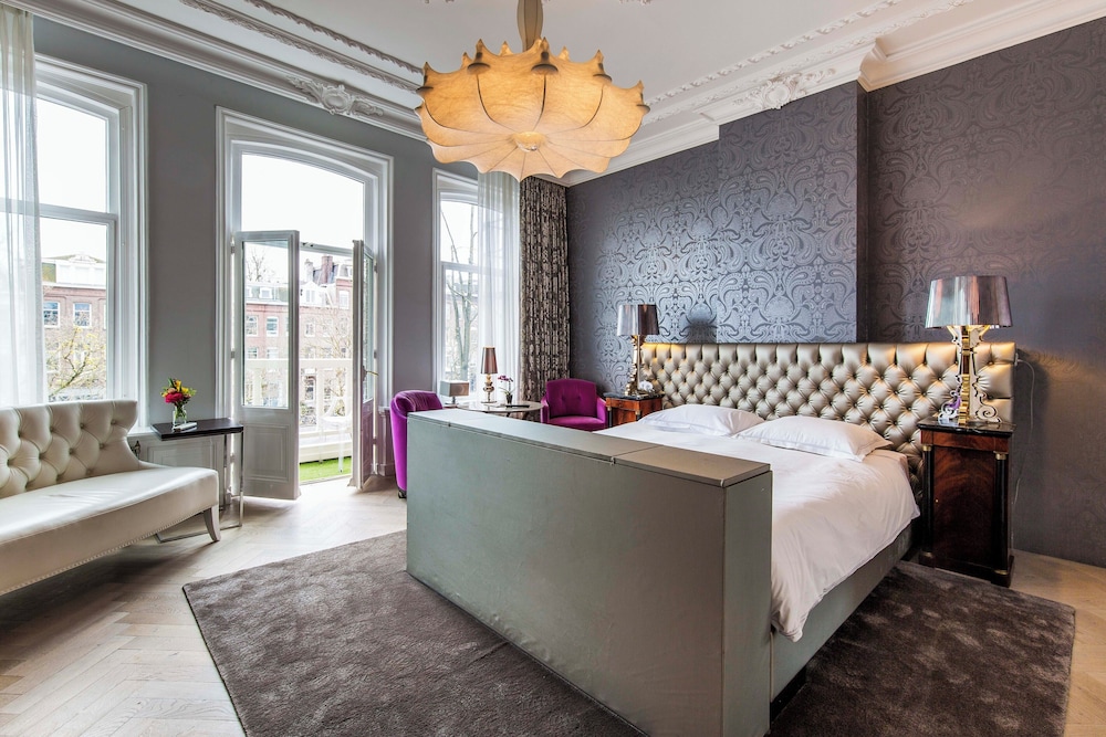 Honeymoon Suite, 1 King Bed photo 1