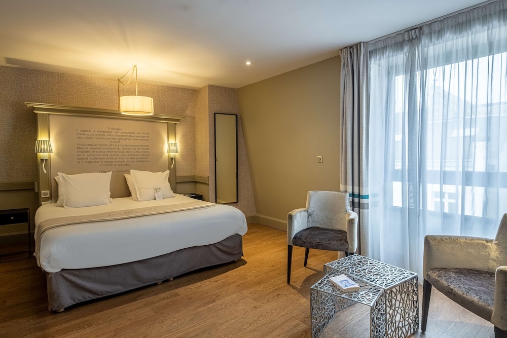 Executive Room, 1 King Bed, Non Smoking - Photo 1