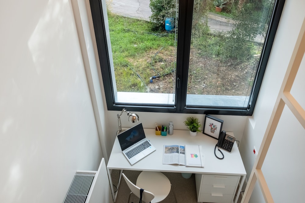 Basic Single Room photo 2