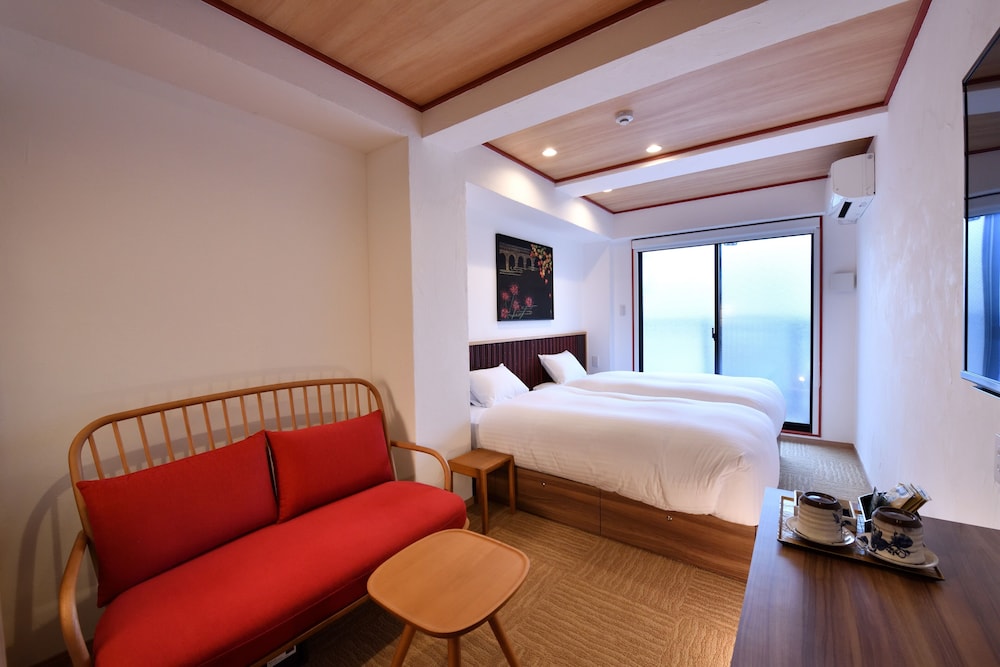 Deluxe Twin Room, Women only, Non Smoking photo 1