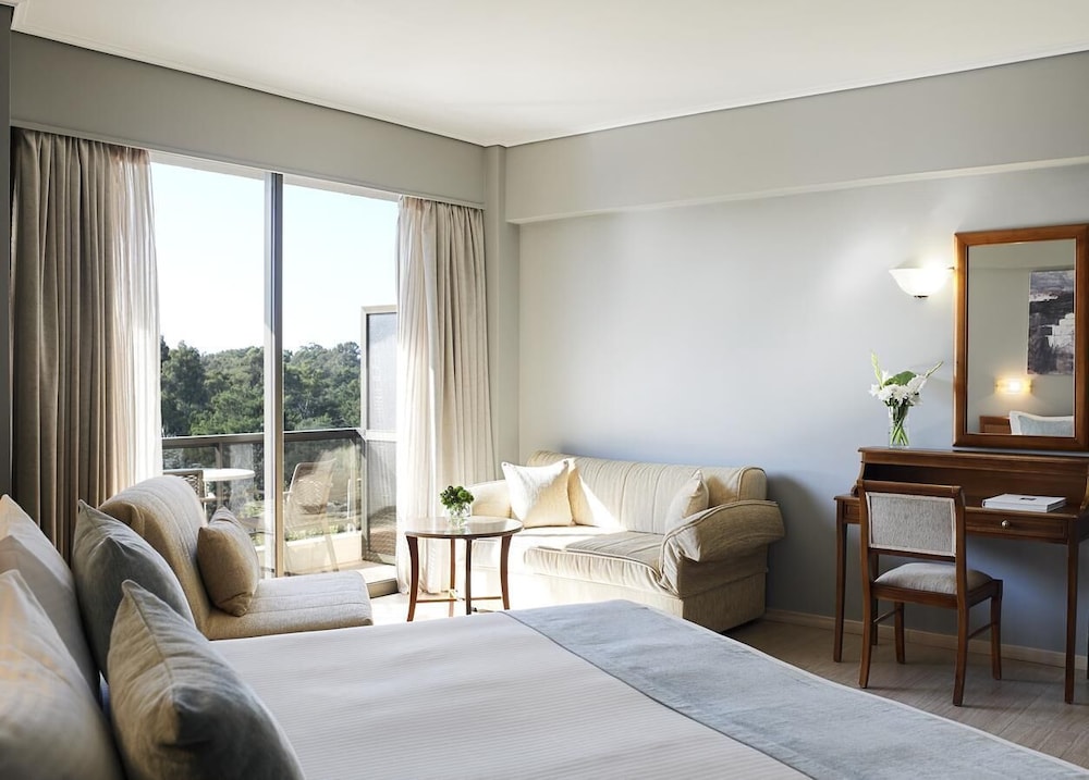 Triple Room, Balcony, Partial Sea View