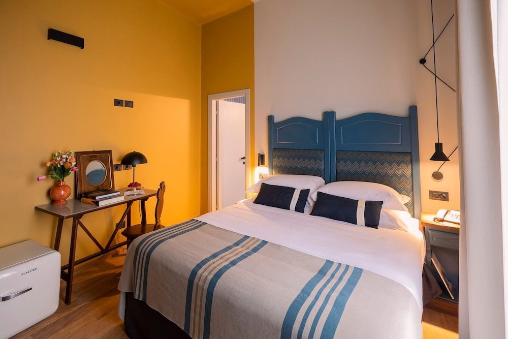 Business Room, 1 Bedroom photo 2