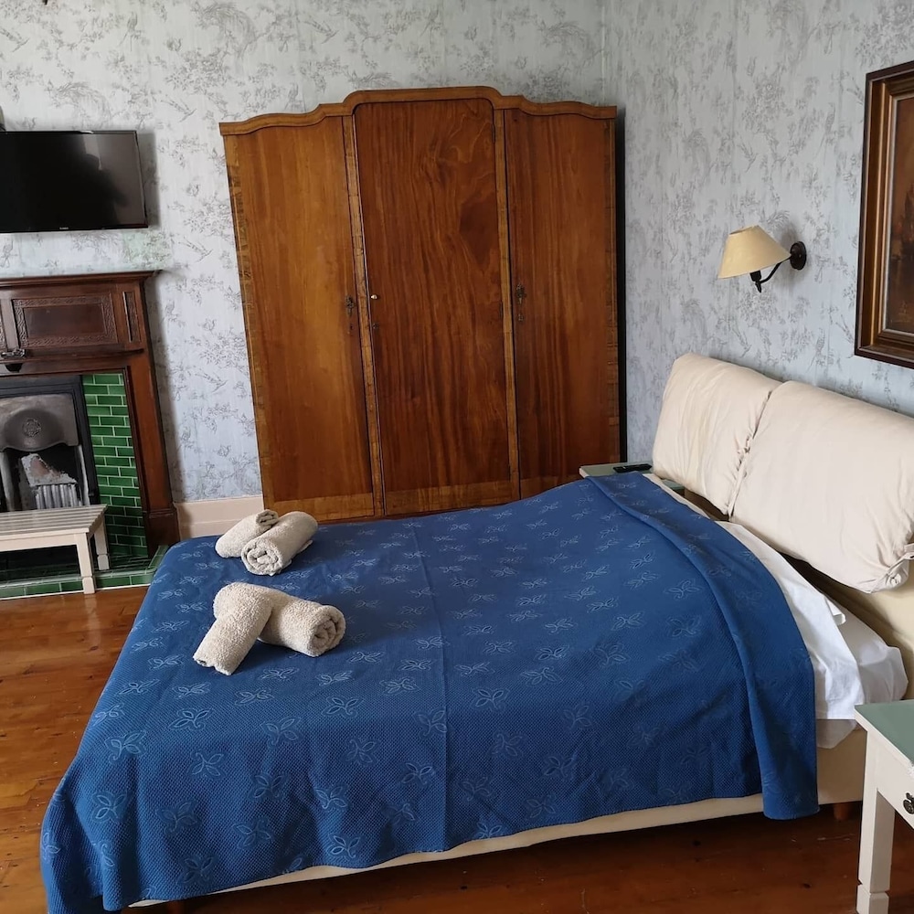 Deluxe Twin Room - Photo 3