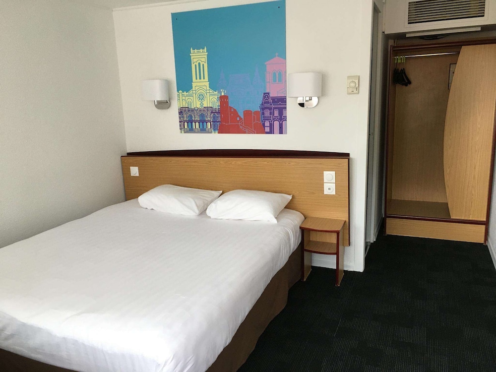 Standard Room, 1 Double Bed photo 2