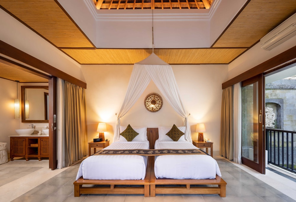 Royal Villa, 2 Bedrooms (River Valley Pool )