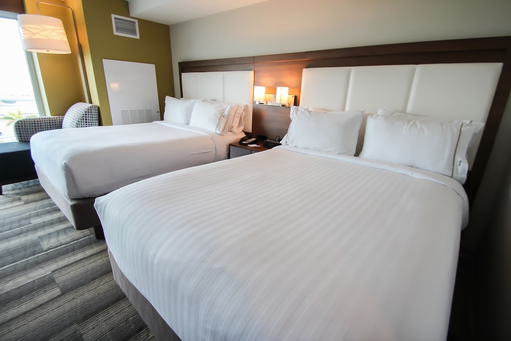 Holiday Inn Express & Suites Miami Airport East by IHG, Bild 7