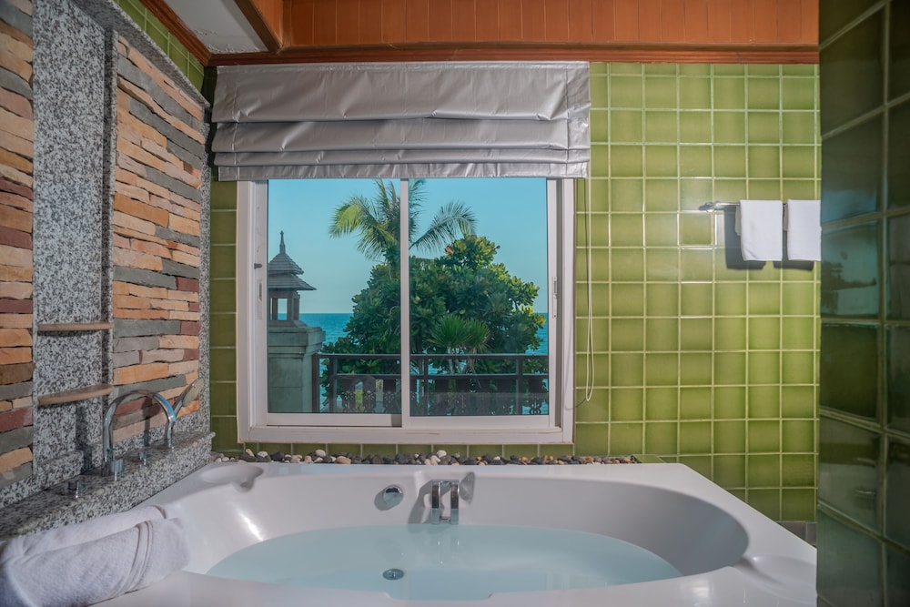 Grand Deluxe Suite Room - Photo 4