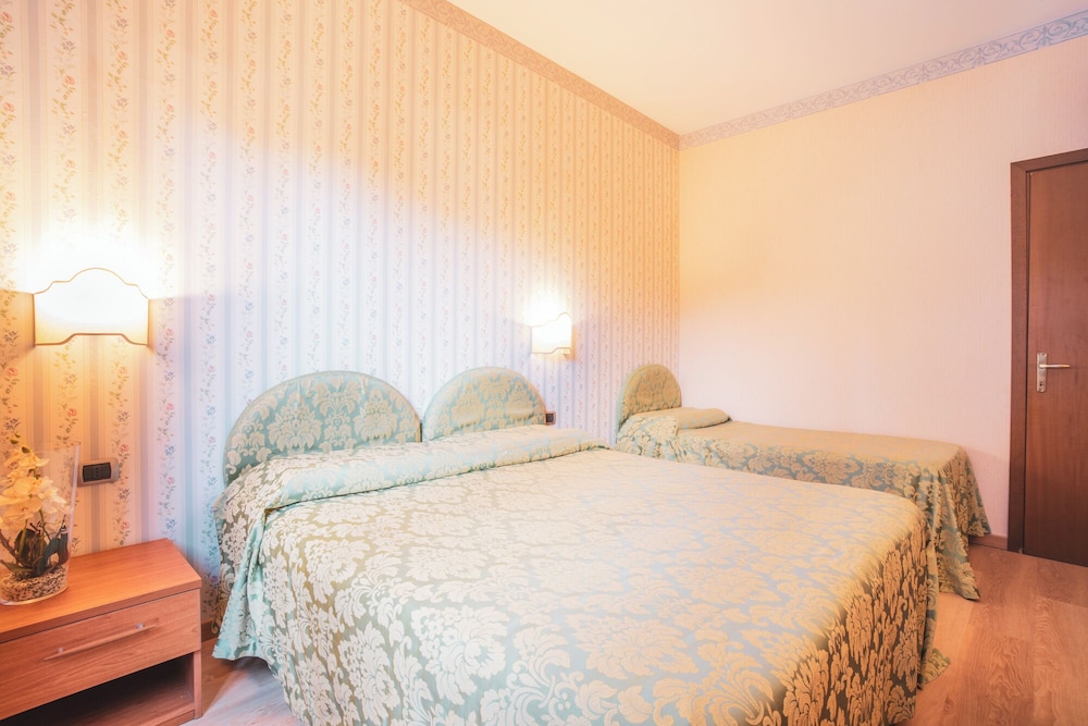Triple Room photo 3