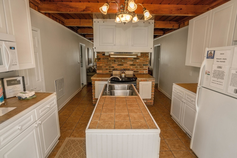 Family House, 5 Bedrooms, Courtyard Area photo 3