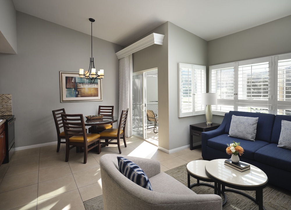 Suite, 1 Bedroom (Villas on The Green) photo 1